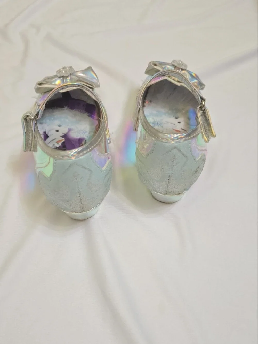 Girls' Iridescent Silver Mary Jane Shoes with Bow - Frozen Design